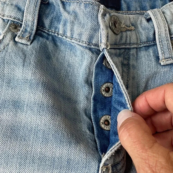 Lucky Brand jeans, Sienna slim boyfriend, Distressed, embroidered flowers, size0 - Picture 6 of 13